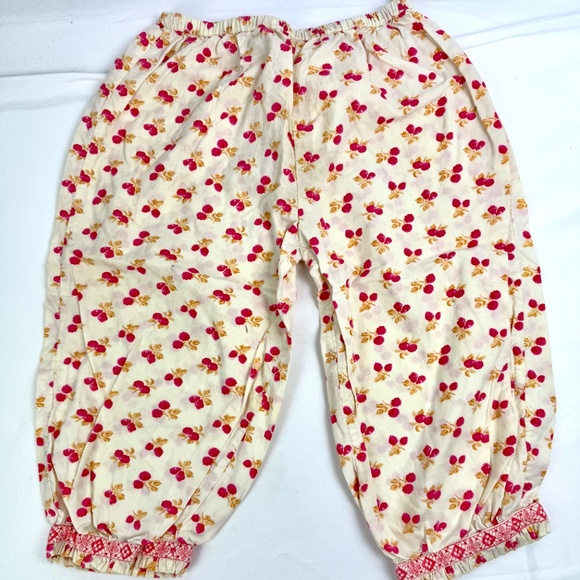 Corneloki Girls 5/6 White Floral Cotton Pants with Ruffle Hem - Picture 9 of 10